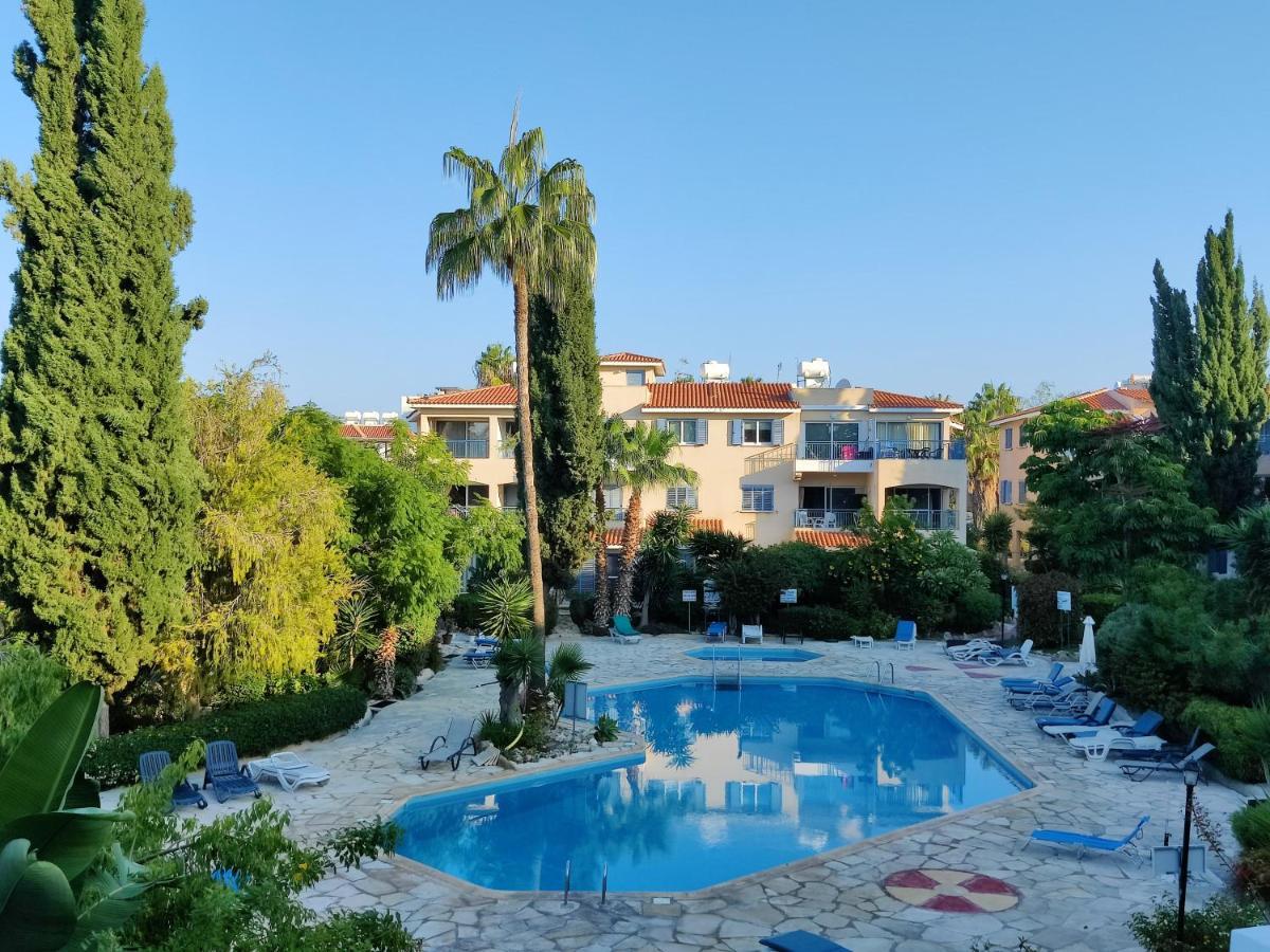 Rachel Suite By The Pool Пафос Екстериор снимка