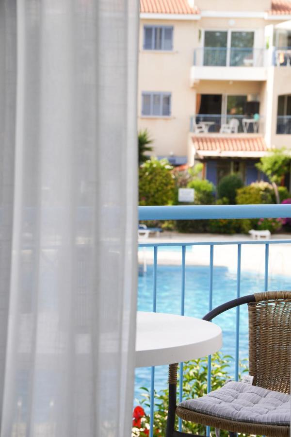 Rachel Suite By The Pool Пафос Екстериор снимка