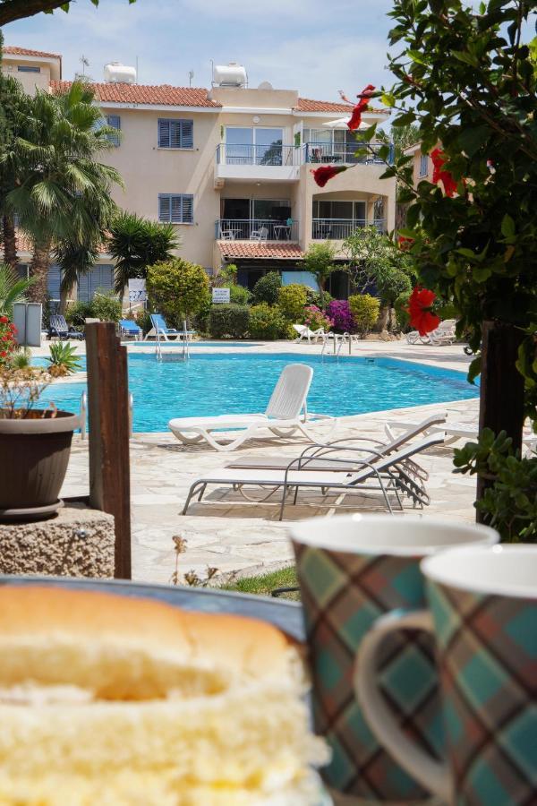 Rachel Suite By The Pool Пафос Екстериор снимка