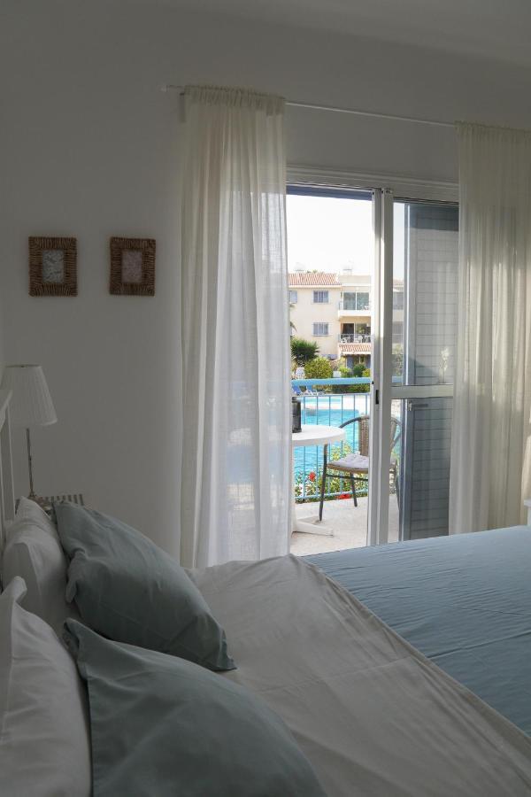 Rachel Suite By The Pool Пафос Екстериор снимка