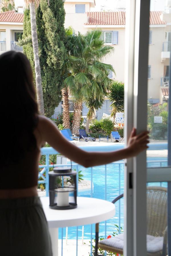 Rachel Suite By The Pool Пафос Екстериор снимка